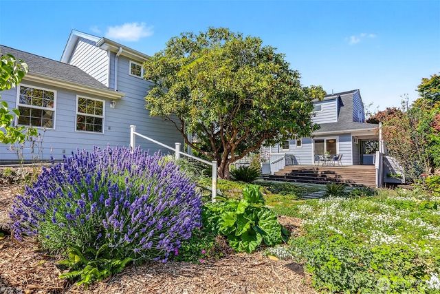 2815 NW 96th Street, Seattle, WA 98117