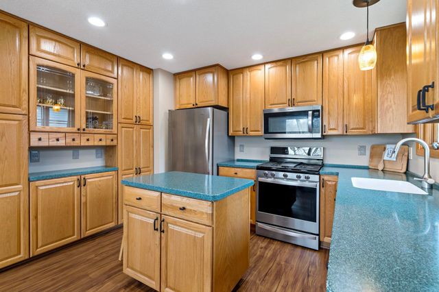 10408 Zinran Avenue S, Bloomington, MN 55438