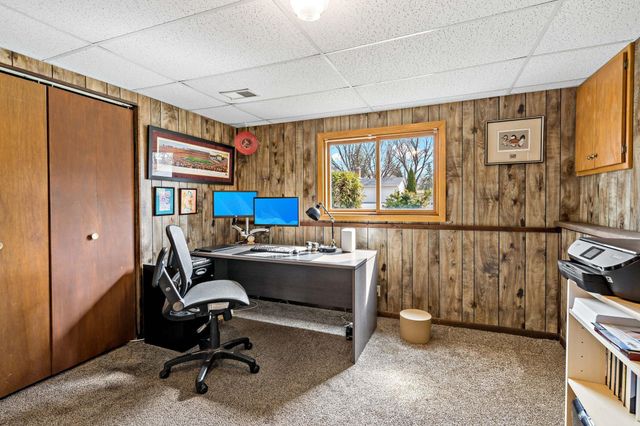 10408 Zinran Avenue S, Bloomington, MN 55438