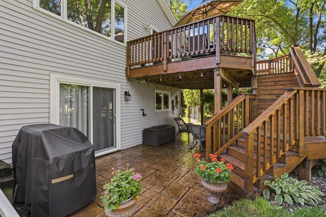 10408 Zinran Avenue S, Bloomington, MN 55438