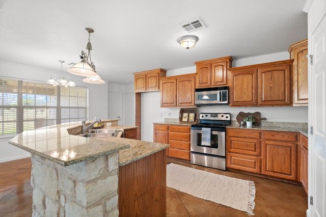 1007 Morning Star Circle, China Spring, TX 76633