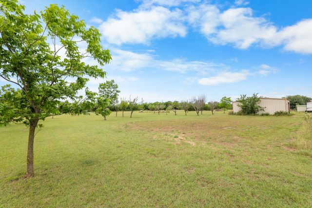 1007 Morning Star Circle, China Spring, TX 76633