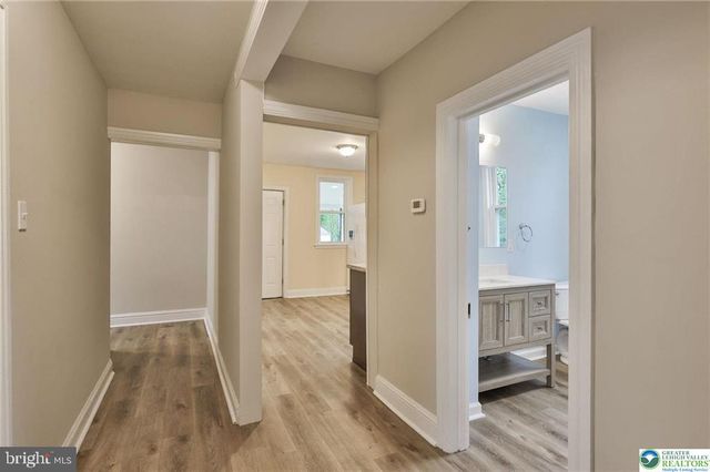 1861 E EMMAUS AVE, Allentown, PA 18103
