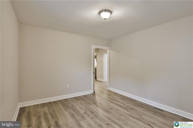 1861 E EMMAUS AVE, Allentown, PA 18103