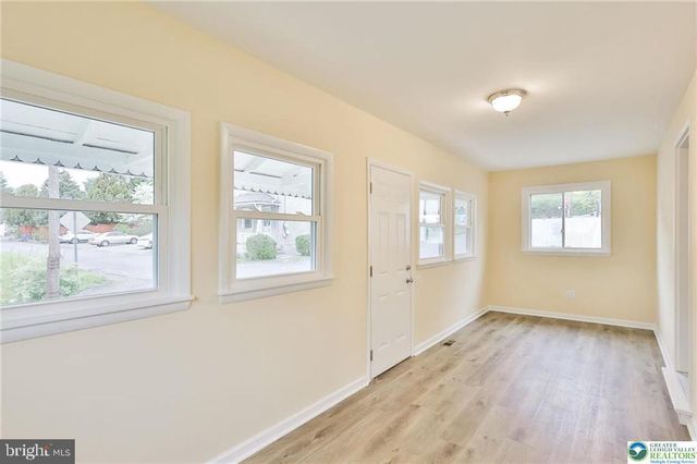 1861 E EMMAUS AVE, Allentown, PA 18103