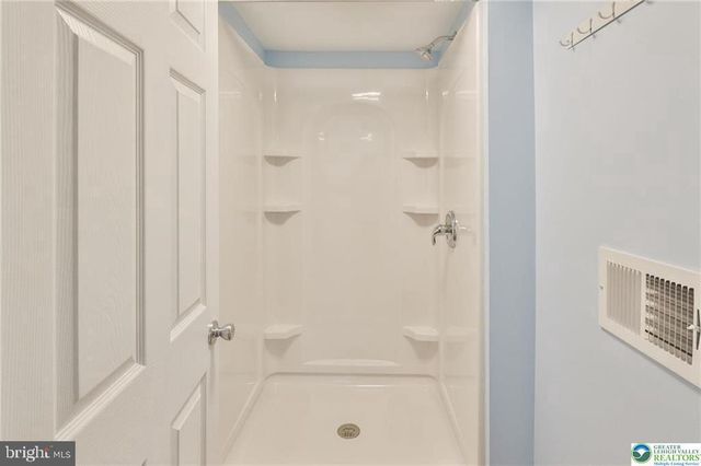 1861 E EMMAUS AVE, Allentown, PA 18103