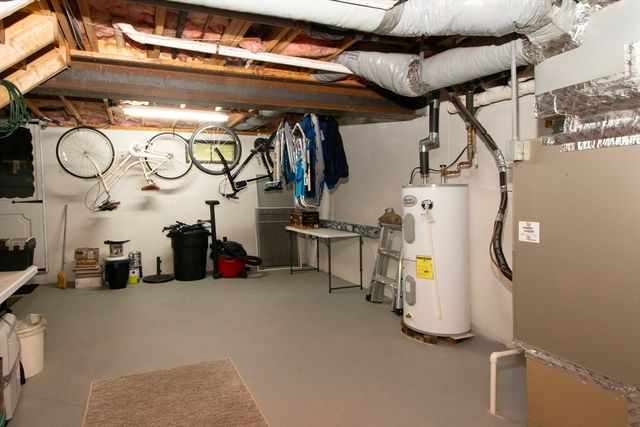 20 Cleverly St A4, Abington, MA 02351