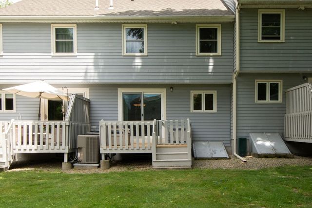 20 Cleverly St A4, Abington, MA 02351