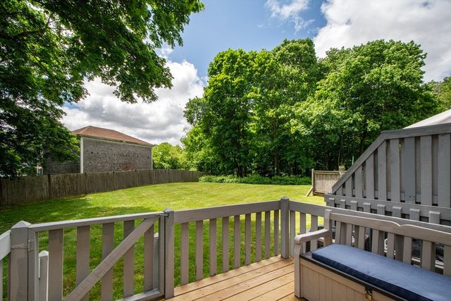 20 Cleverly St A4, Abington, MA 02351