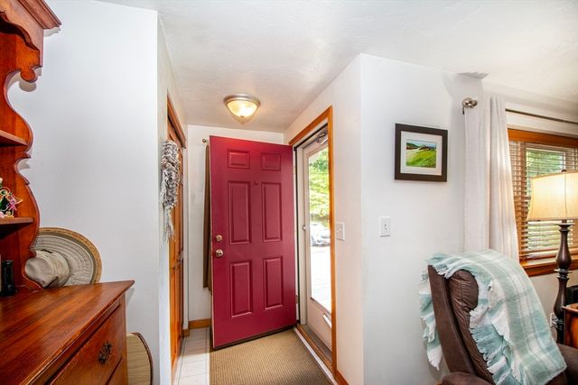 20 Cleverly St A4, Abington, MA 02351