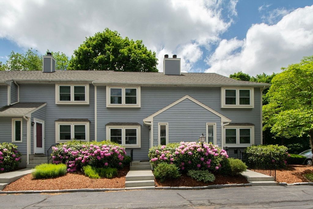 20 Cleverly St A4, Abington, MA 02351