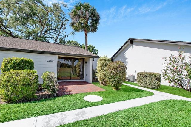 3507 LONGMEADOW 4, Sarasota, FL 34235