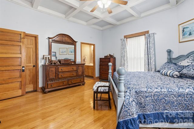 207 Oak Avenue, Hamlet, NC 28345