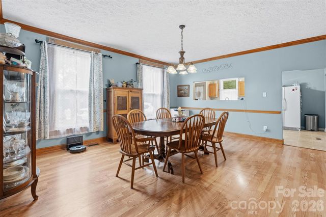 207 Oak Avenue, Hamlet, NC 28345