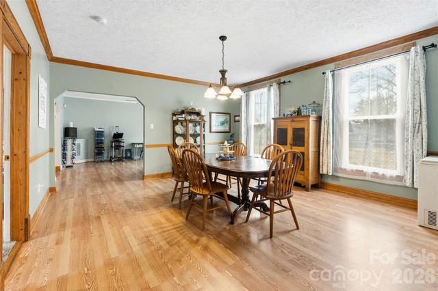 207 Oak Avenue, Hamlet, NC 28345