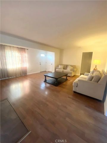 13198 Brand Boulevard, San Fernando, CA 91340