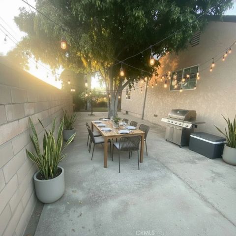 13198 Brand Boulevard, San Fernando, CA 91340