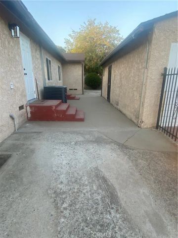 13198 Brand Boulevard, San Fernando, CA 91340
