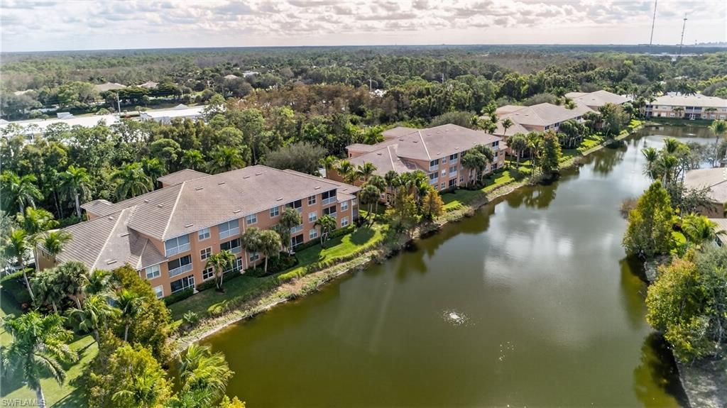 9601 Spanish Moss WAY 3624, BONITA SPRINGS, FL 34135 — photo 2