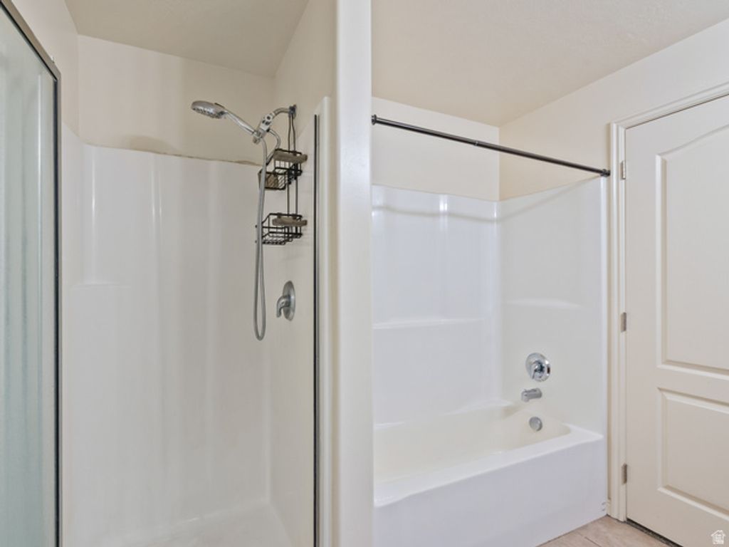 Image 14 of property listing at 114 E BELLA MONTE DR. #UNIT 1, Draper, UT 84020