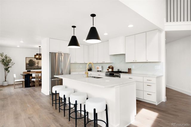 9625 Cherryvale Drive, Highlands Ranch, CO 80126
