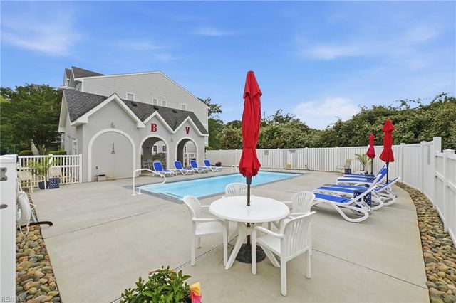 904 Charnell Dr Apt 303, Virginia Beach, VA 23451