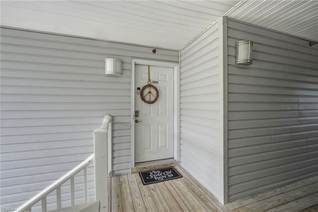 904 Charnell Dr Apt 303, Virginia Beach, VA 23451