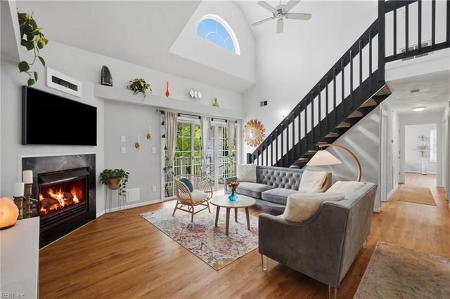 904 Charnell Dr Apt 303, Virginia Beach, VA 23451