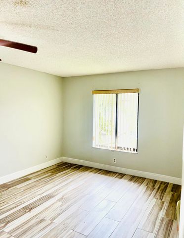201 Foxtail Drive H3, Greenacres, FL 33415