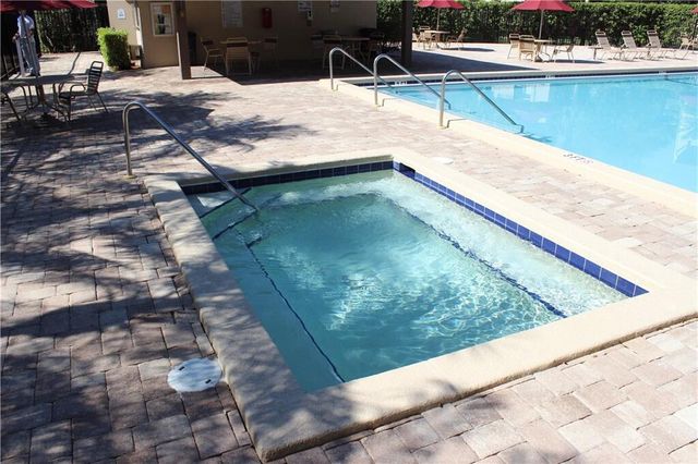 201 Foxtail Drive H3, Greenacres, FL 33415