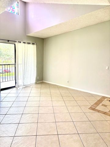 201 Foxtail Drive H3, Greenacres, FL 33415