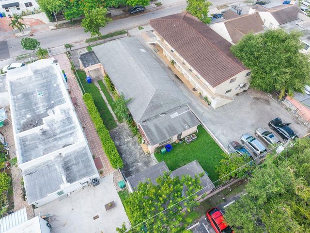 2033 SW 5th Street, Miami, FL 33135