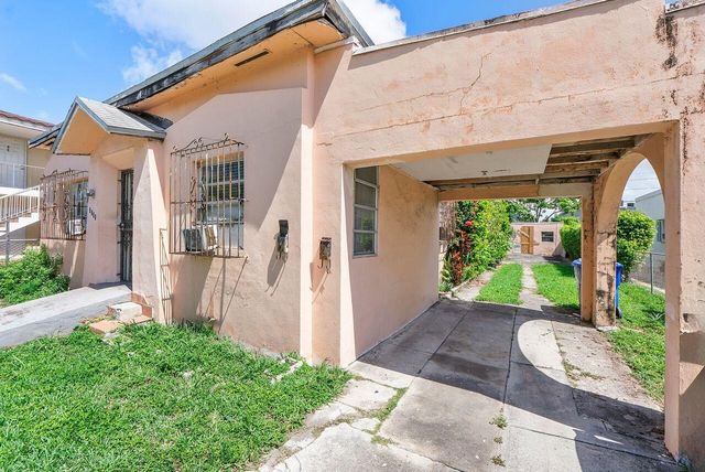 2033 SW 5th Street, Miami, FL 33135