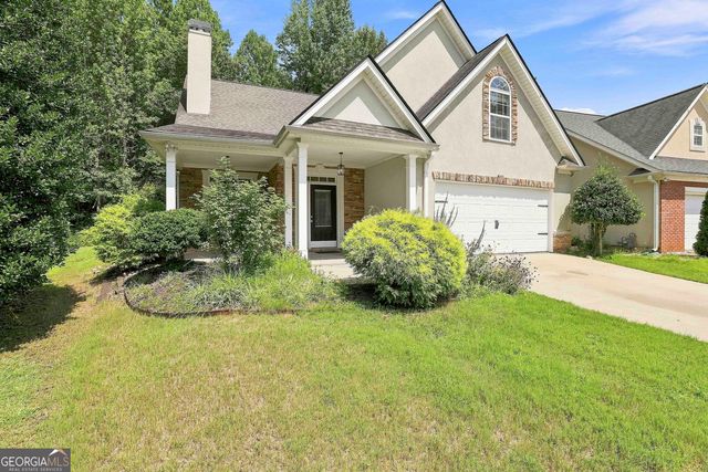 10 Fenway Court, Newnan, GA 30265