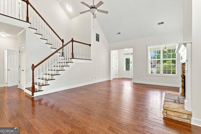 10 Fenway Court, Newnan, GA 30265