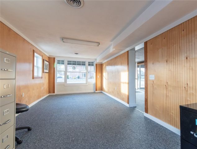 1020 Warwick Avenue, Warwick, RI 02888