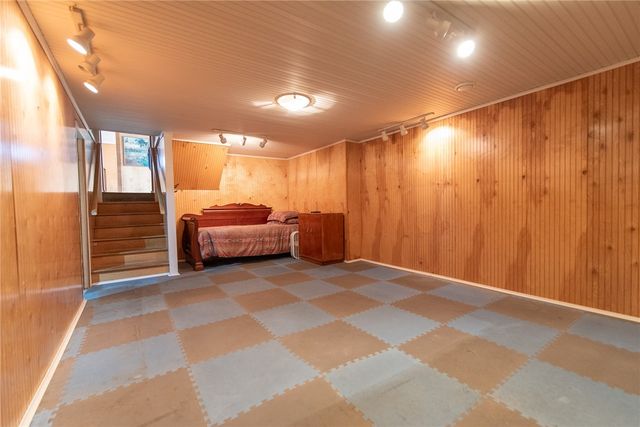 1020 Warwick Avenue, Warwick, RI 02888