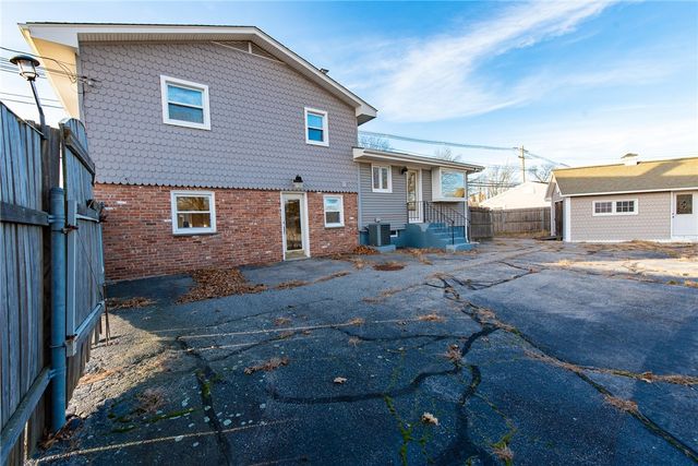 1020 Warwick Avenue, Warwick, RI 02888