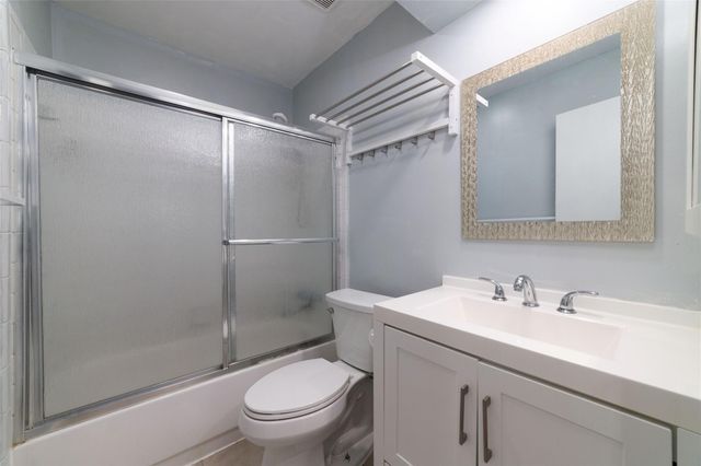 6111 Westbranch Drive, Houston, TX 77072