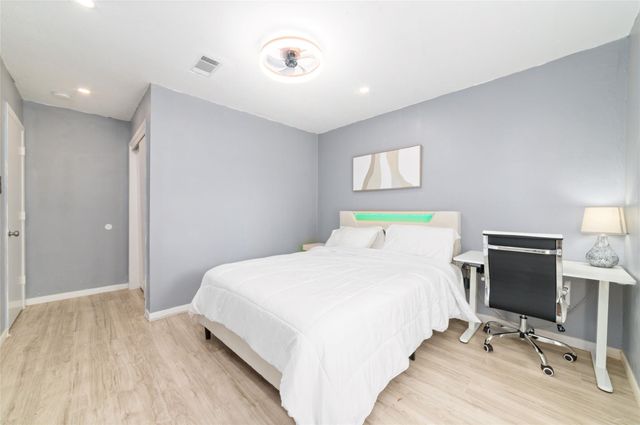 6111 Westbranch Drive, Houston, TX 77072