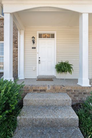 2271 Dewey Dr Apt J2, Spring Hill, TN 37174