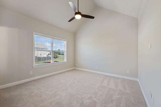 2271 Dewey Dr Apt J2, Spring Hill, TN 37174