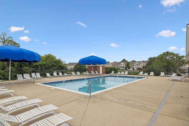 2271 Dewey Dr Apt J2, Spring Hill, TN 37174