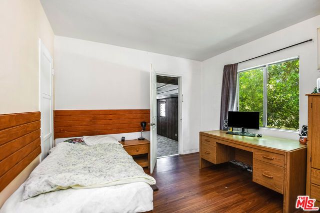 1311 N Ontario Street, Burbank, CA 91505