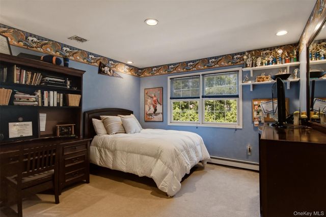 151 Gnarled Hollow Road, East Setauket, NY 11733