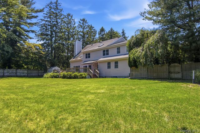 151 Gnarled Hollow Road, East Setauket, NY 11733