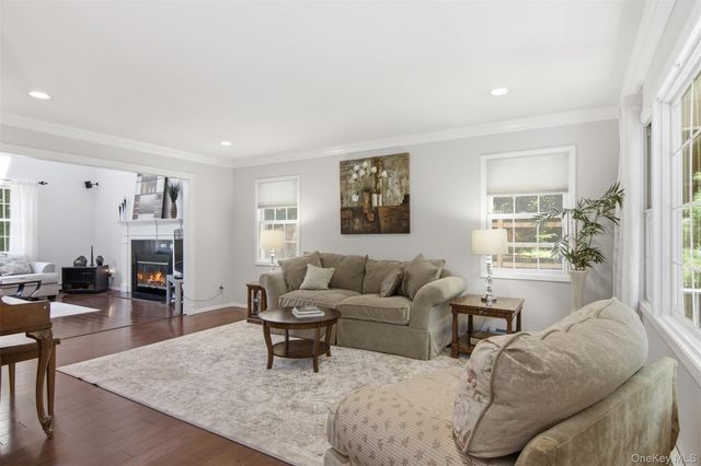 151 Gnarled Hollow Road, East Setauket, NY 11733