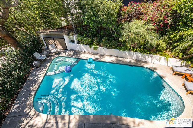 6309 Ivarene Avenue, Los Angeles, CA 90068