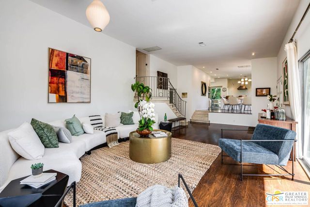 6309 Ivarene Avenue, Los Angeles, CA 90068