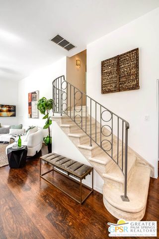 6309 Ivarene Avenue, Los Angeles, CA 90068